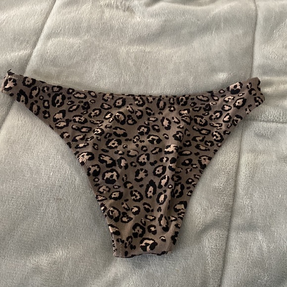 Shade & Shore leopard bikini - Picture 4 of 6